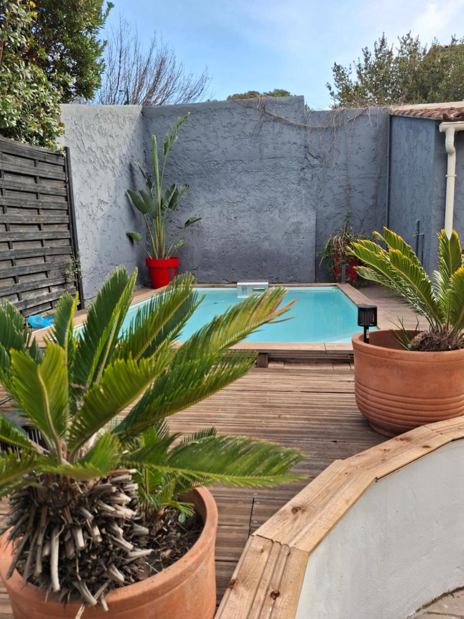 Maison Independante Avec Piscine Privative Pres De La Mer La Garde  Exterior foto
